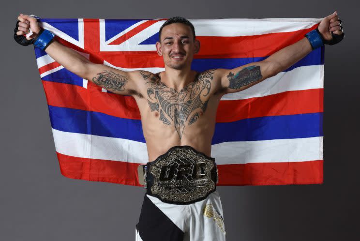 Max Holloway says he won't chase a Conor McGregor fight if the Irishman isn't interested. (Getty)