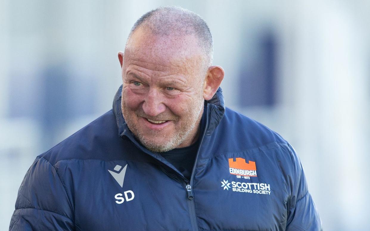 Lead Rugby Consultant Steve Diamond during an Edinburgh training session - SNS Group/Ewan Bootman