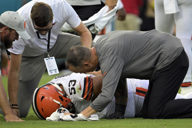 Browns' Harris 'likely' needs season-ending knee surgery