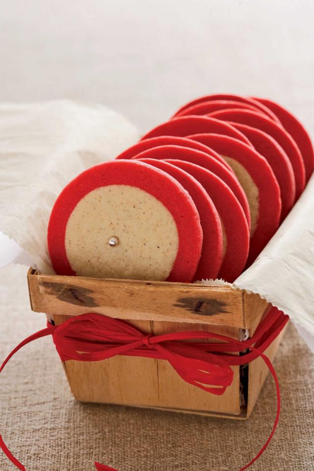 17 Perfect Gifts for Cookie Lovers + Bakers - Cooking With Karli