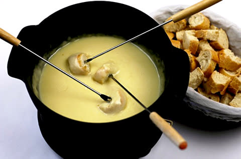 Beer and Swiss Cheddar Fondue