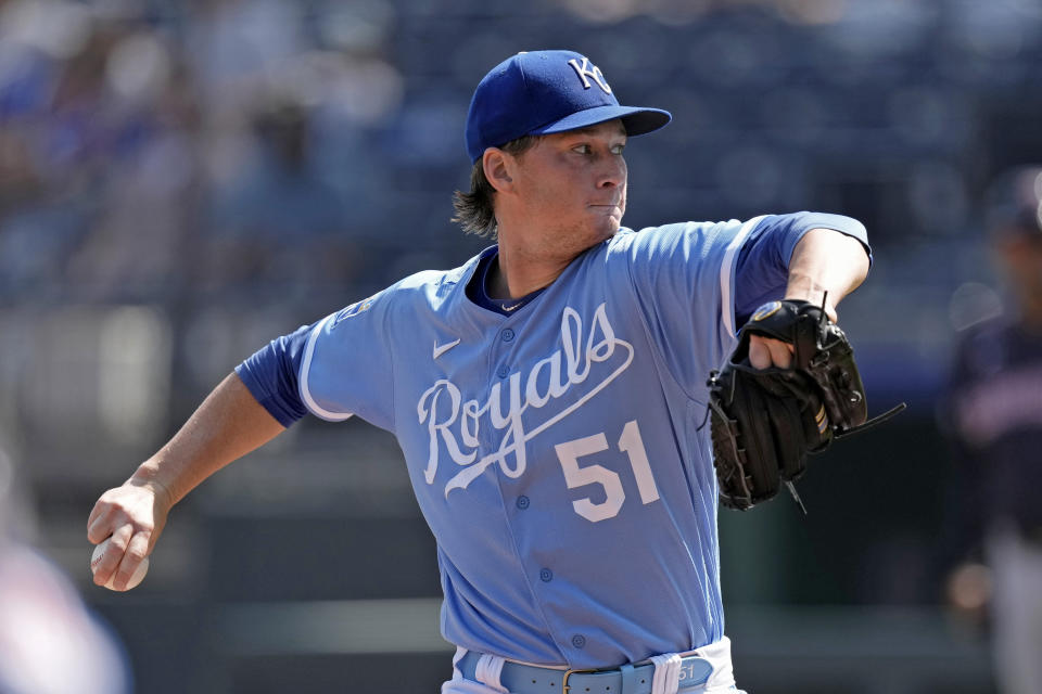 Kansas City Royals starting pitcher Brady Singer throws during the first inning of a baseball game against the Cleveland Guardians Monday, Sept. 18, 2023, in Kansas City, Mo. (AP Photo/Charlie Riedel)