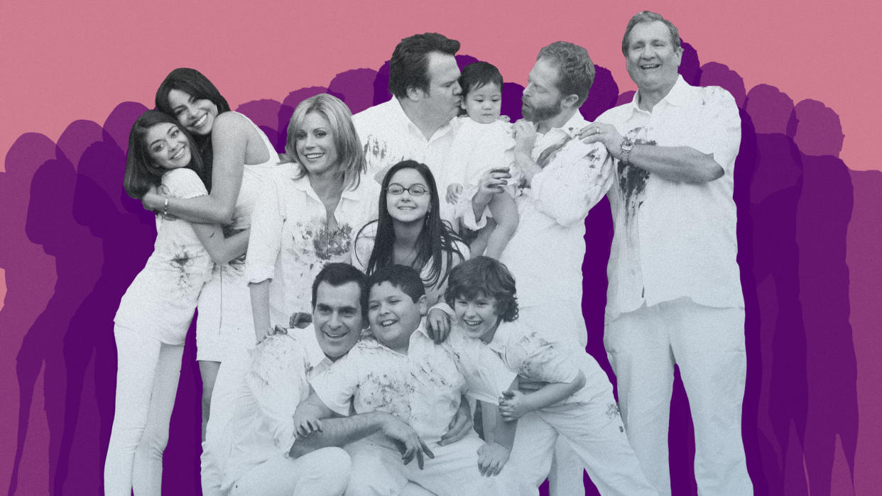 The "Modern Family" cast in 2010. (Photo: Illustration: Damon Dahlen/HuffPost; Photos: Walt Disney Television/Getty Images)