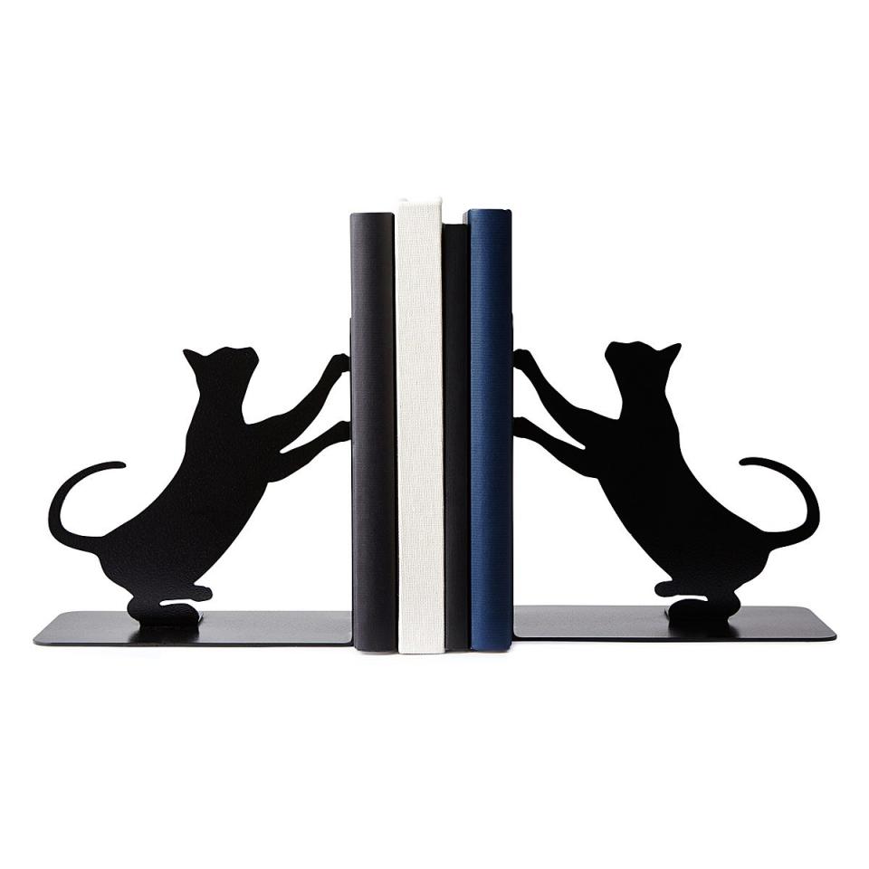 <p><a href="https://go.redirectingat.com?id=74968X1596630&url=https%3A%2F%2Fwww.uncommongoods.com%2Fproduct%2Fcat-scratch-bookends&sref=https%3A%2F%2Fwww.housebeautiful.com%2Fshopping%2Fg40943102%2Fgifts-for-cat-lovers%2F" rel="nofollow noopener" target="_blank" data-ylk="slk:Shop Now;elm:context_link;itc:0;sec:content-canvas" class="link ">Shop Now</a></p><p>Cat Scratch Bookends</p><p>uncommongoods.com</p><p>$76.00</p>