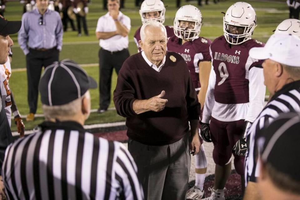 Bob Goalby performs the coin toss before the start of the Belleville West versus Edwardsville game in 2017. Belleville West honored Goalby by naming the field after him.