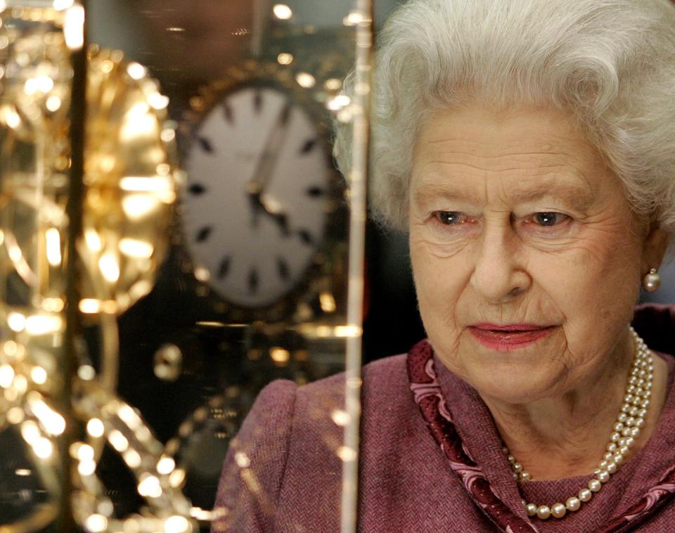 La reine Elizabeth II en 2007 - KIRSTY WIGGLESWORTH / POOL / AFP