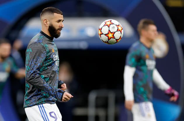 Brillant sur les terrains de football cette saison, Karim Benzema a choisi d'investir le terrain judiciaire contre une série de tweets de l'ex-identitaire Damien Rieu. (Photo: Juan Medina via Reuters)