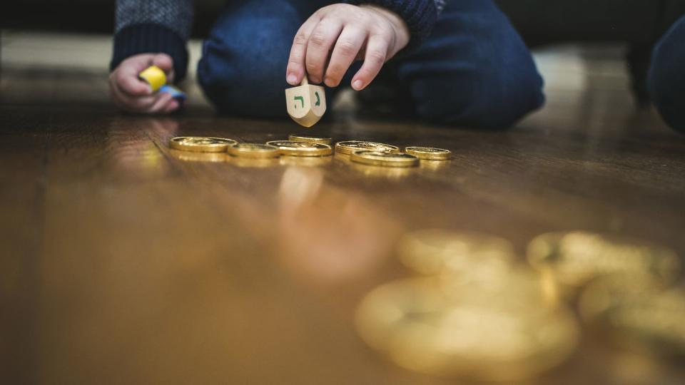 most famous hanukkah traditions dreidel