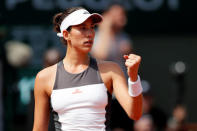 Tennis - French Open - Roland Garros, Paris, France - 29/5/17 Spain's Garbine Muguruza celebrates during her first round match against Italy's Francesca Schiavone Reuters / Gonzalo Fuentes