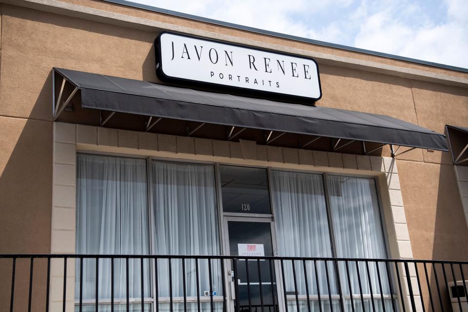 Jasmine Newton's Javon Renee Portraits at 8078 Kingston Pike, Suite 120 on Wednesday, May 4, 2022.