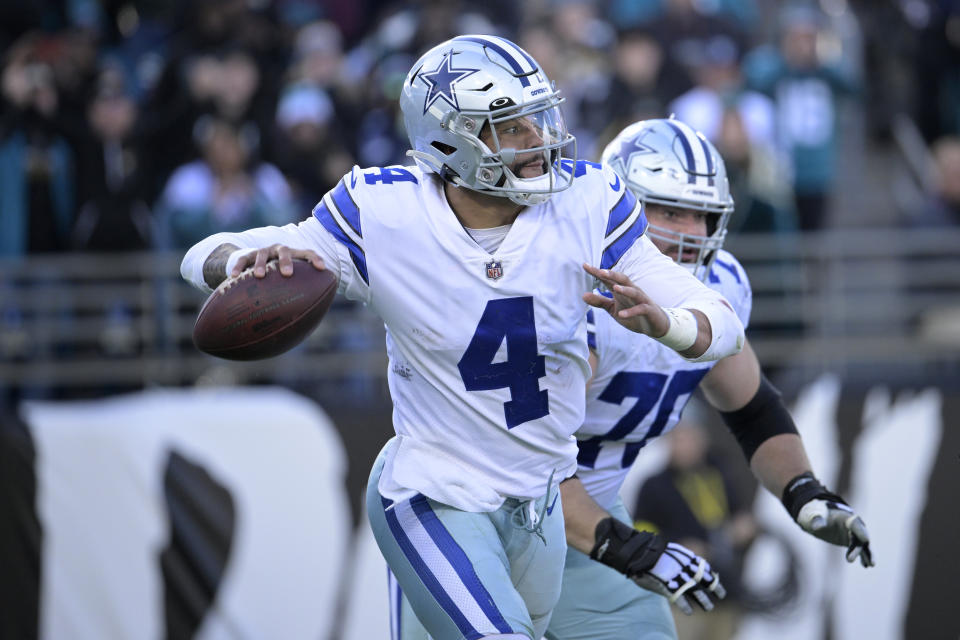 El mariscal de campo de los Dallas Cowboys, Dak Prescott, ha regresado fuerte después de someterse a una cirugía de pulgar luego de una derrota de la Semana 1.  (Foto AP/Phelan M. Ebenhack)