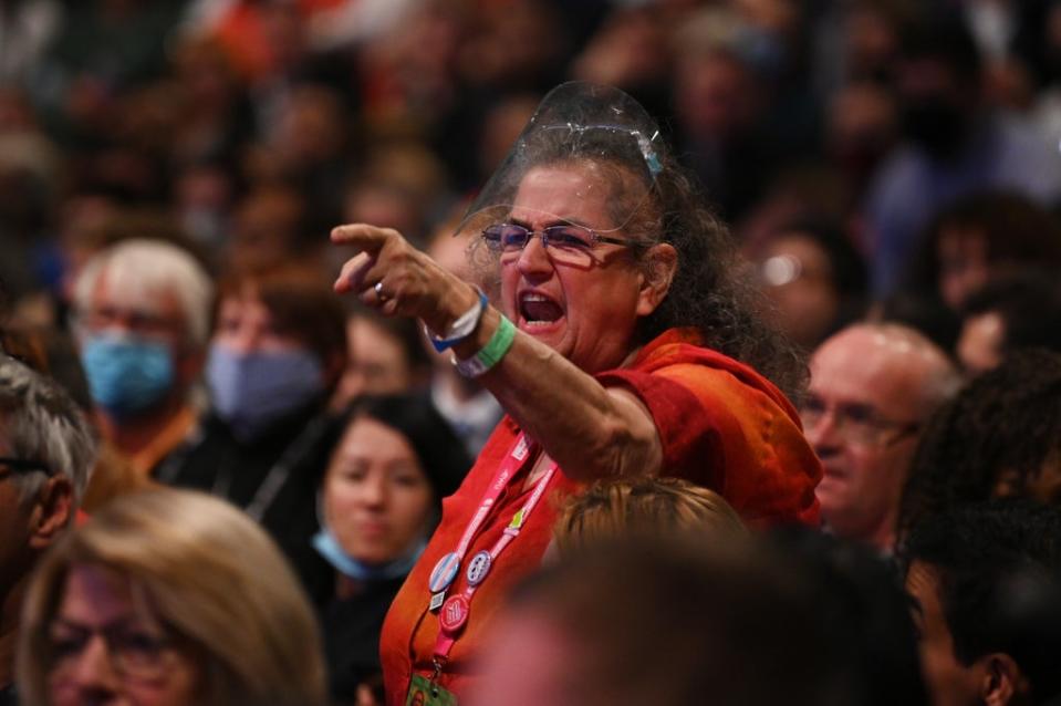 A delegate heckles Labour party leader, Sir Keir Starmer delivers his speech (Getty Images)