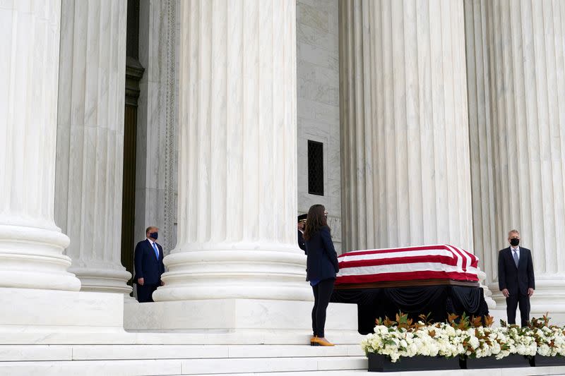 Justice Ginsburg lies in repose at U.S. Supreme Court