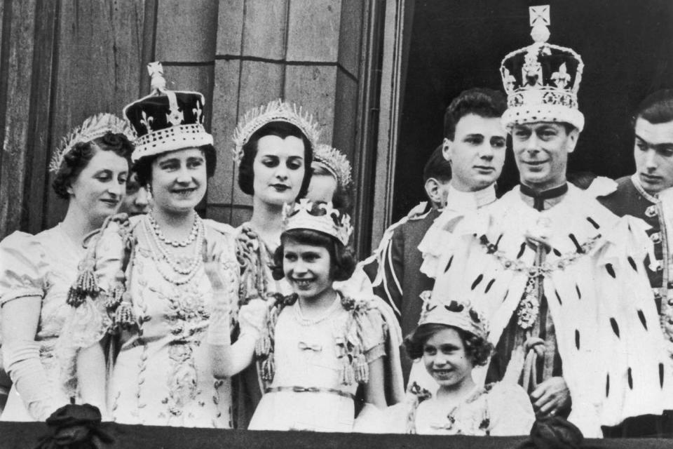 Getty Images Queen Elizabeth, Princess Elizabeth, Princess Margaret and King George VI on the balcony at Buckingham Palace May 12, 1937 after the coronation of King George VI. 