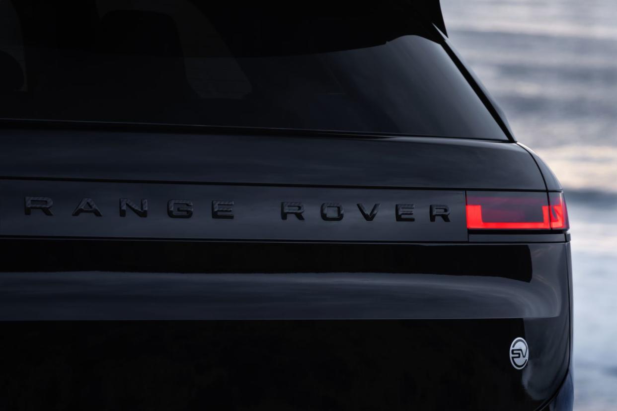 range rover sport sv