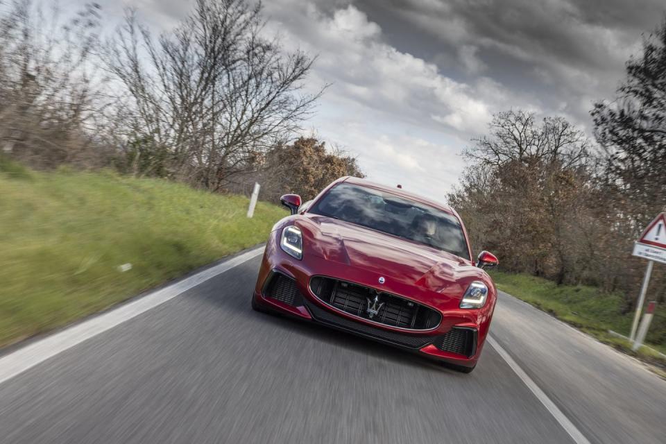 2024 maserati granturismo