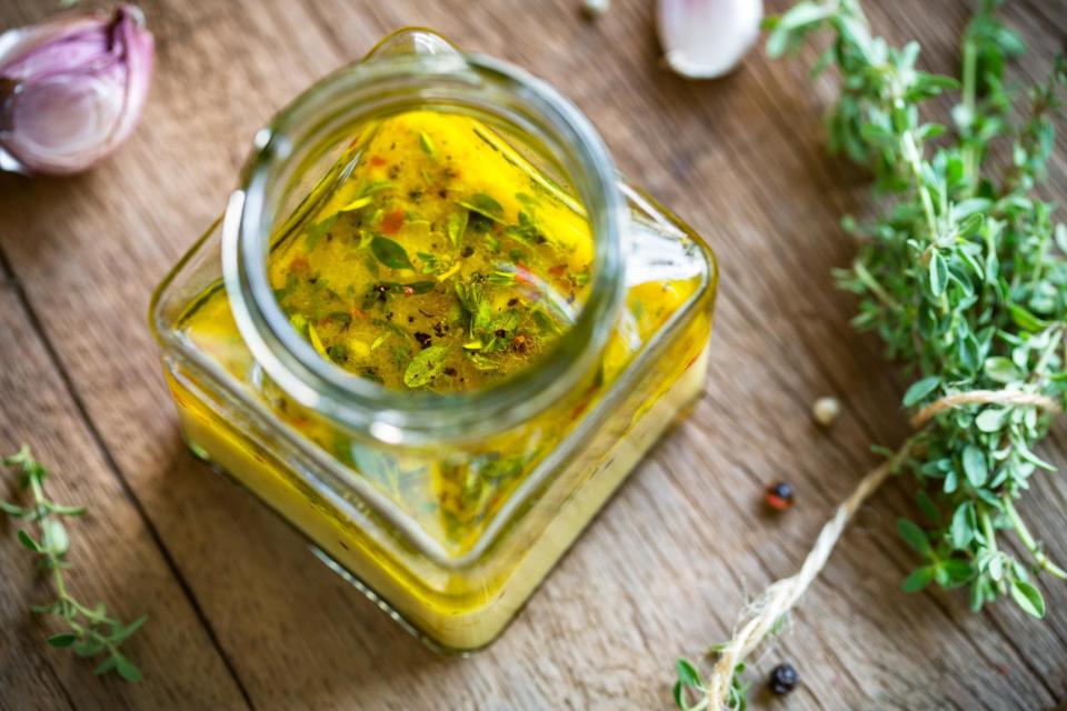 End-of-the-bottle mustard