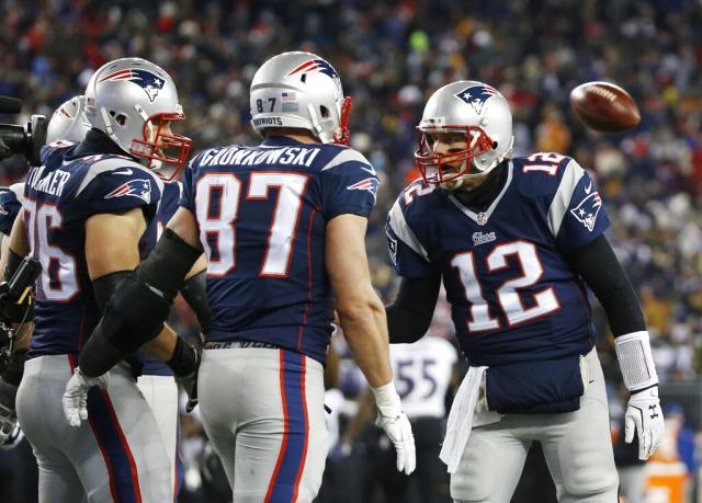 The Tom Brady Lovefest Ended When the Buccaneers Huddled on the Patriots  Logo Pregame