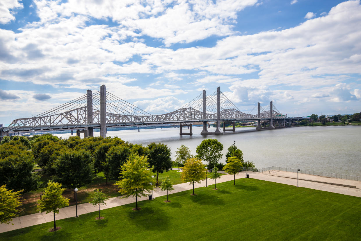 Die Abraham Lincoln Bridge in Louisville: Die Stadt vermisste seit Jahrzehnten eine Statue - jetzt ist sie wieder da.