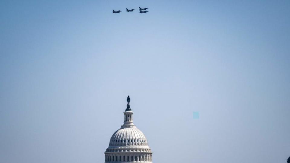 File photo. F-16 jet fighters scrambling to investigate a plane crash in Virginia caused a sonic boom on Sunday in the D.C. area.