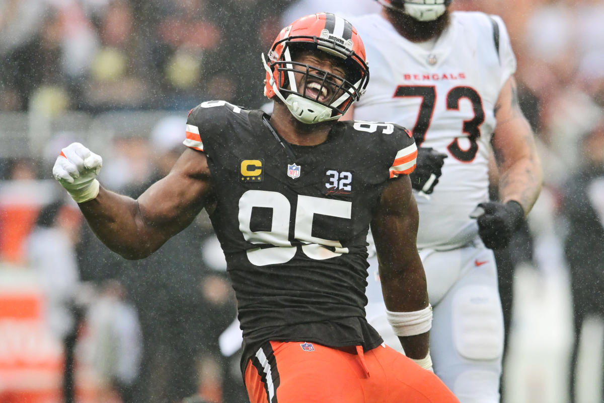 Browns paint defensive masterpiece in dominant win over Joe Burrow