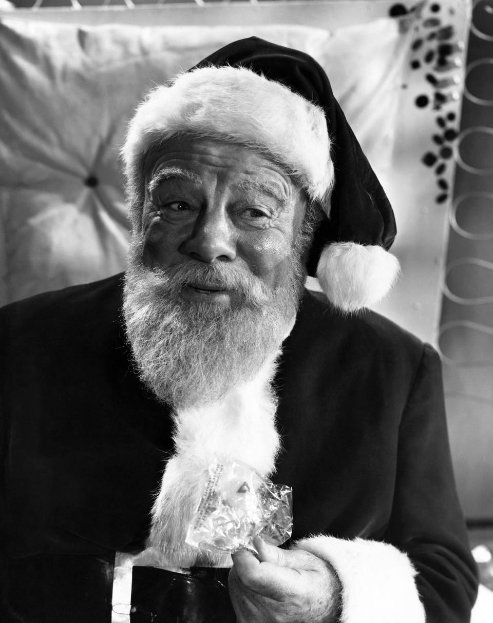 Emund Gwenn as Kris Kringle Miracle on 34th Street