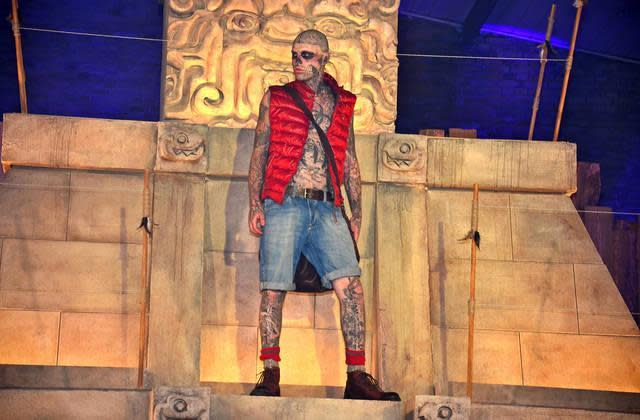 Rick Genest dürfte den meisten durch seinen Auftritt in "Germany’s Next Topmodel” bekannt sein, wo er mit den Nachwuchsmodels posierte. Seine unzähligen Tattoos brachten ihm den Spitznamen “Zombie Boy” ein. (Foto: WENN)