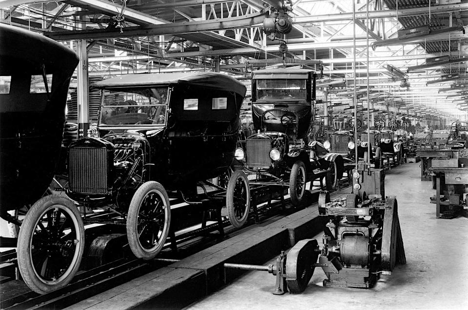 <p>The <strong>Model T Ford</strong> (subject of another myth which we'll come to shortly) is often quoted as being the first ever mass-produced car. This appears to make sense, because Ford churned out an enormous number of the things - over <strong>15 million</strong> over more than 18 years, which remained a record until <strong>Volkswagen</strong> finally eclipsed it in 1972.</p><p>As we'll see, though, appearing to make sense and actually being true are not the same thing.</p>