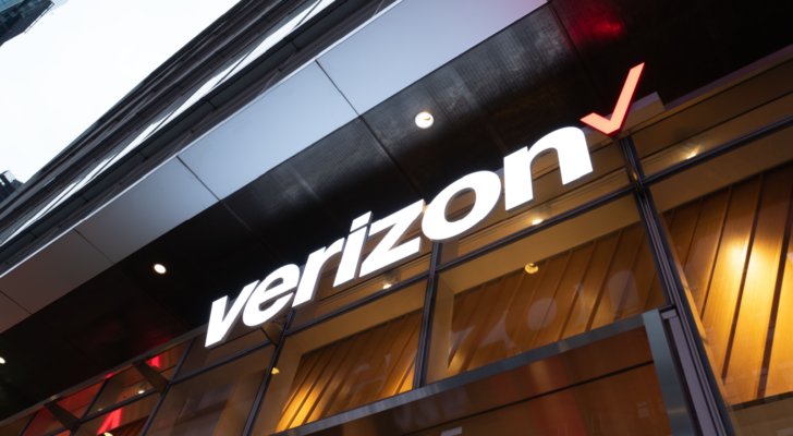 Verizon Retail Location. Verizon delivers wireless, high-capacity fiber optics and 5G communications. VZ stock