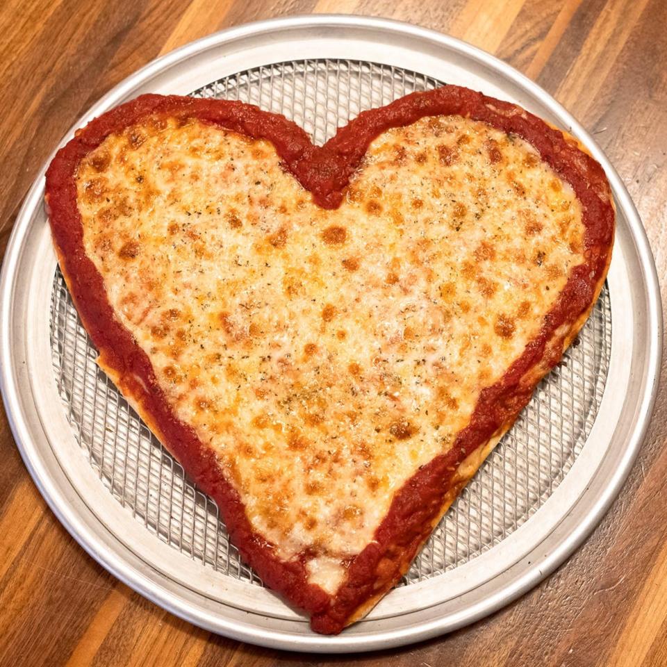 <p><a href="https://go.redirectingat.com?id=74968X1596630&url=https%3A%2F%2Fwww.goldbelly.com%2Flabriola-chicago%2Fheart-shaped-thin-crust-pizza-choose-your-own-2-pack&sref=https%3A%2F%2Fwww.cosmopolitan.com%2Flifestyle%2Fg38962013%2Fbest-heart-shaped-pizza%2F" rel="nofollow noopener" target="_blank" data-ylk="slk:Shop Now;elm:context_link;itc:0;sec:content-canvas" class="link ">Shop Now</a></p><p>Heart-Shaped Thin Crust Pizza</p><p>goldbelly.com</p><p>$85.00</p><span class="copyright">Labriola Chicago</span>