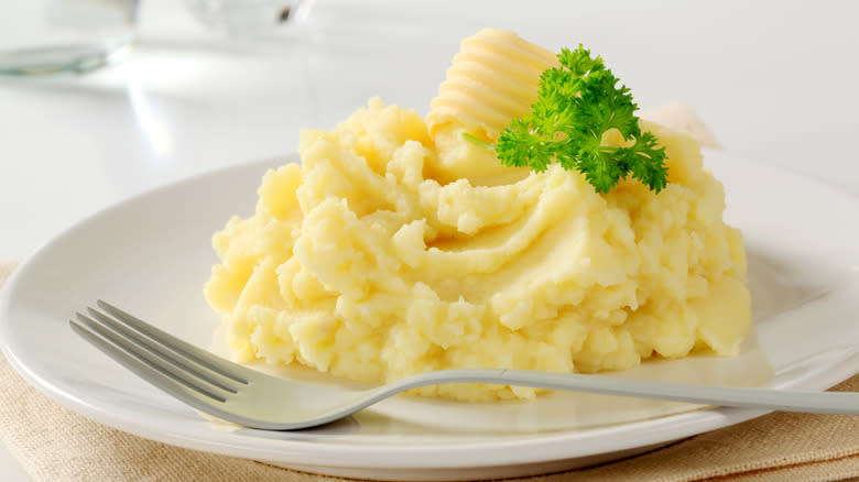 Mashed potatoes garnished with parsley