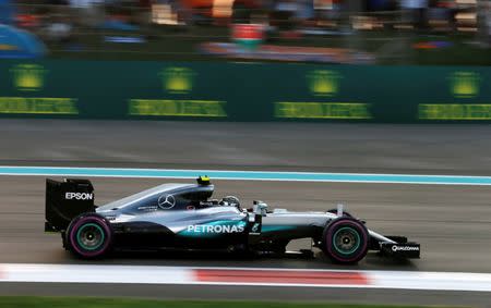 Formula One - F1 - Abu Dhabi Grand Prix - Yas Marina Circuit, Abu Dhabi, United Arab Emirates - 27/11/2016 - Mercedes' Formula One driver Nico Rosberg of Germany drives during the race. REUTERS/Hamad I Mohammed
