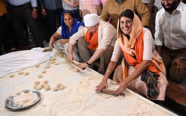 PHOTO: Ambassador to the United Nations Nikki Haley makes Indian bread in the kitchen of the Sis Ganj Gurudwara, a Sikh temple, in New Delhi, June 28, 2018. (Prakash Singh/AFP via Getty Images)