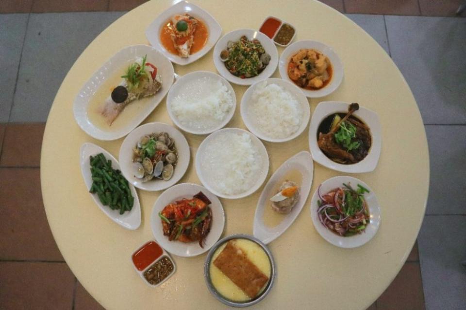 lao ye teochew porridge - whole table
