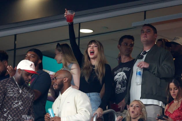 Taylor Swift in Spotlight During NBC Coverage of Chiefs-Jets NFL Game – The  Hollywood Reporter