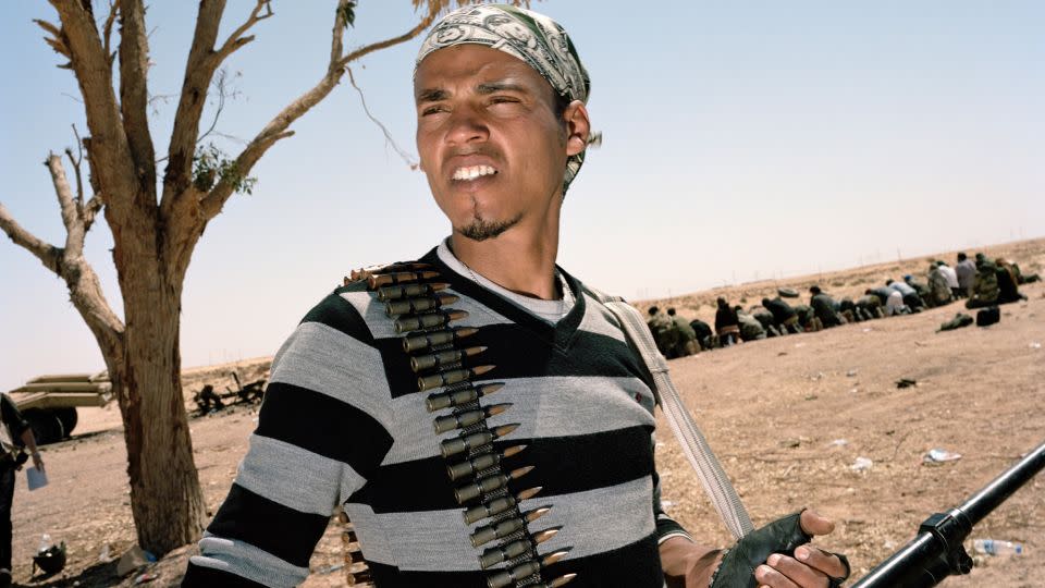 An anti-Gaddafi combatant during the Libyan civil war, April 2011. - Tim Hetherington