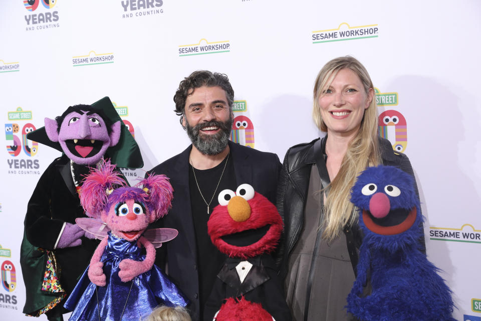 Oscar Issac and Elvira Lind (Photo: Bennett Raglin via Getty Images)