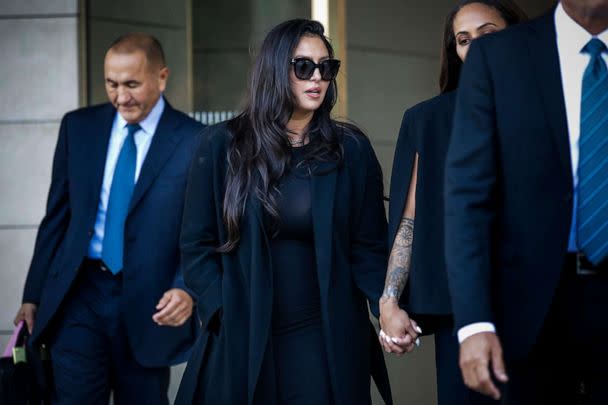 PHOTO: Vanessa Bryant photographed at her arrival at U.S. Federal Courthouse on Aug. 19, 2022 in Los Angeles. (Irfan Khan/Los Angeles Times via Getty Images, FILE)