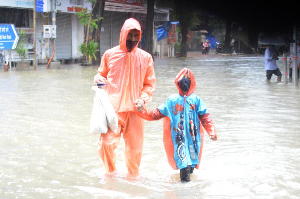 Mumbai rains. Photo courtesy: Yahoo stringer