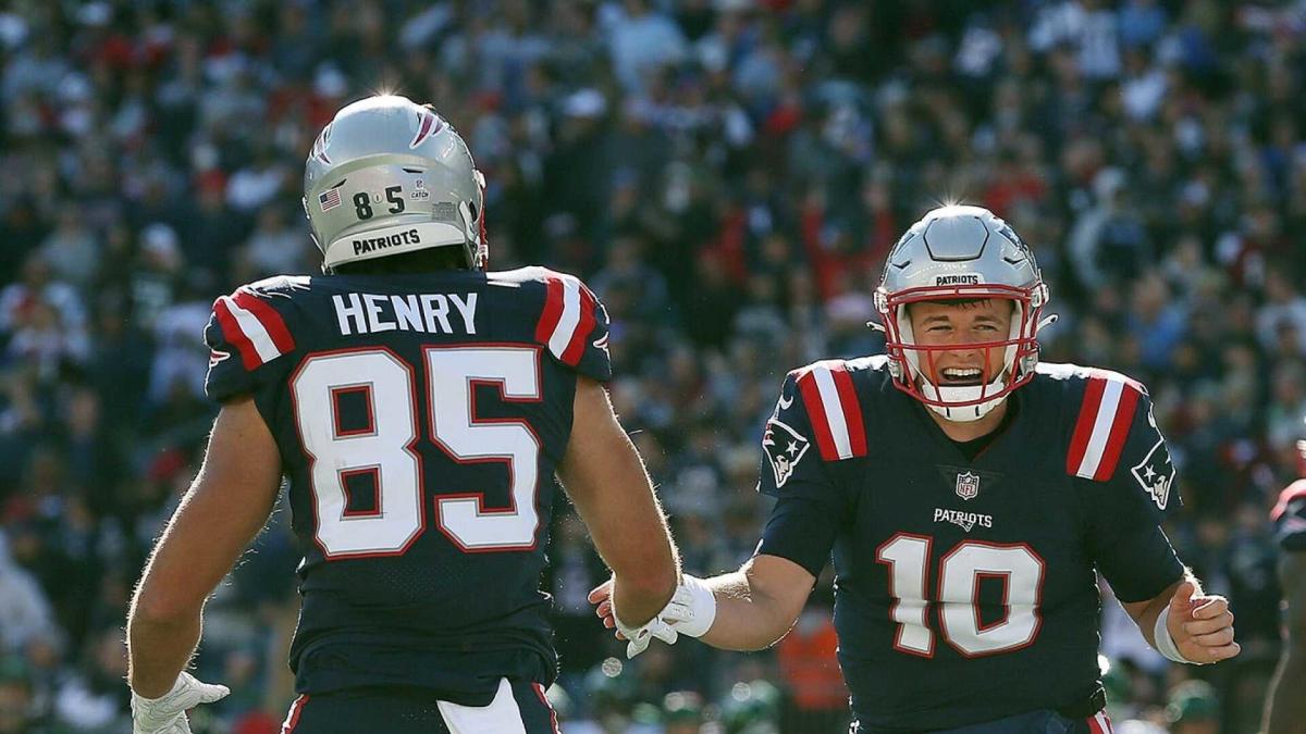 Patriots TE Hunter Henry on the impact of yesterday's weather