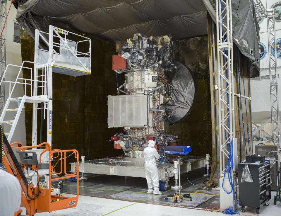 Europa Clipper mit allen Instrumenten an Bord. - Copyright: NASA / JPL-Caltech