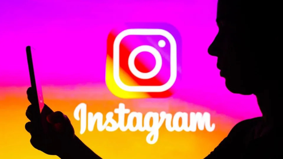 Instagram backtracks and suspends its plans to imitate TikTok after the rain of criticism from users and celebrities