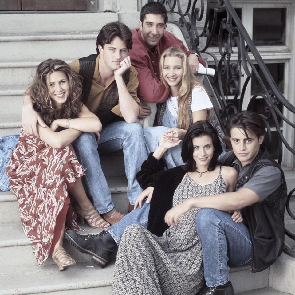 <p>Jennifer Aniston, Courteney Cox, Lisa Kudrow, Matt LeBlanc & David Schwimmer</p>