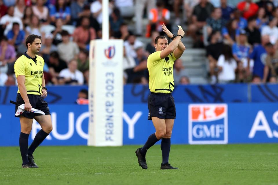 The referee crosses their arms to signal a Bunker review (Getty Images)