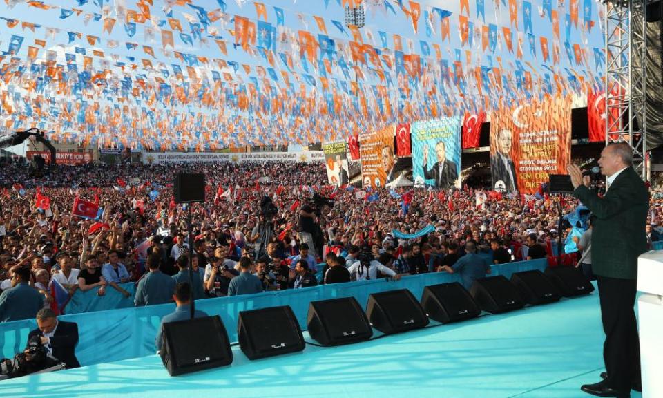 Erdogan addresses a rally in Ordu.