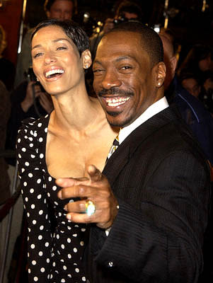 Eddie Murphy and his wife Nicole at the Hollywood premiere of Warner Brothers' Showtime