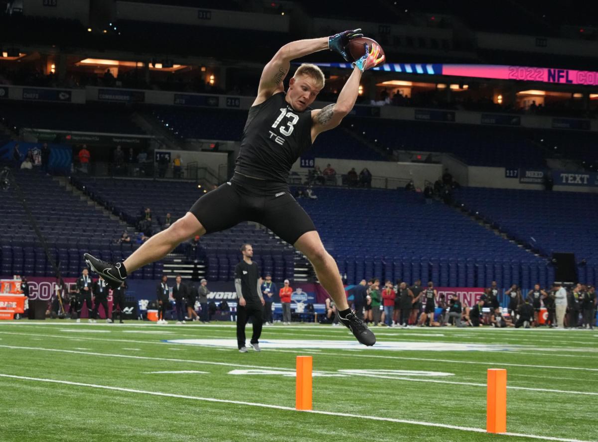 Arizona Cardinals passed over better options to draft Trey McBride