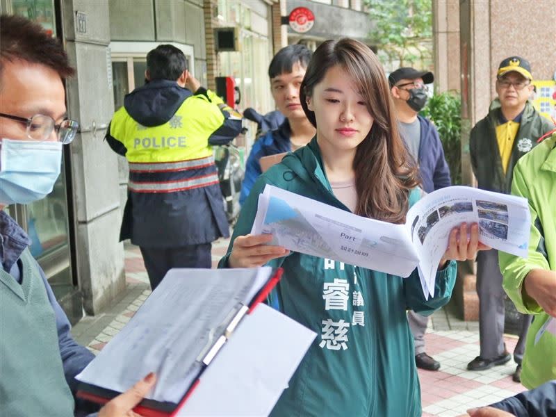 民進黨基隆市議員許睿慈​喊話謝國樑，「創造市民的福祉才是你身為市長、我身為議員，真正應該專注的事情」。（圖／翻攝自許睿慈．許願池）