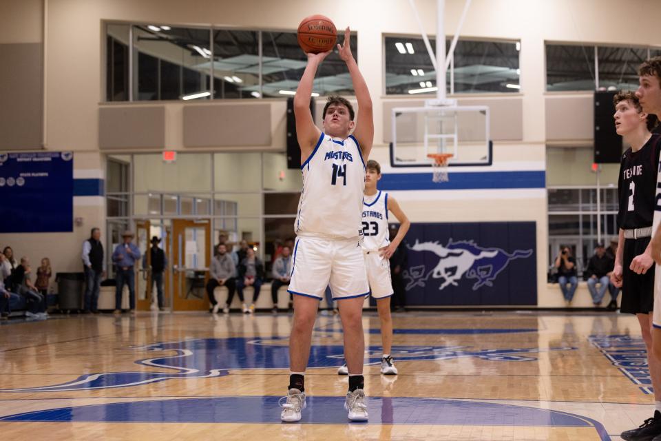 Wildorado’s Swayde Cleavinger (14) with a free throw during a district game Tuesday January 11th, Texline at Wildorado in Wildorado, TX. Trevor Fleeman/For Amarillo Globe-News.