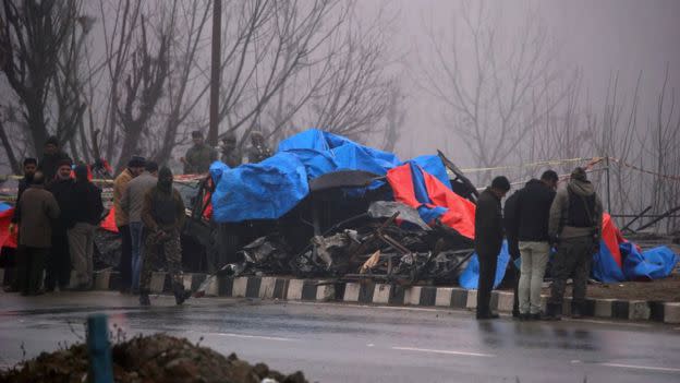 今年2月14日的自殺炸彈攻擊造成了46名印度安保人員死亡。 圖片來源：路透社